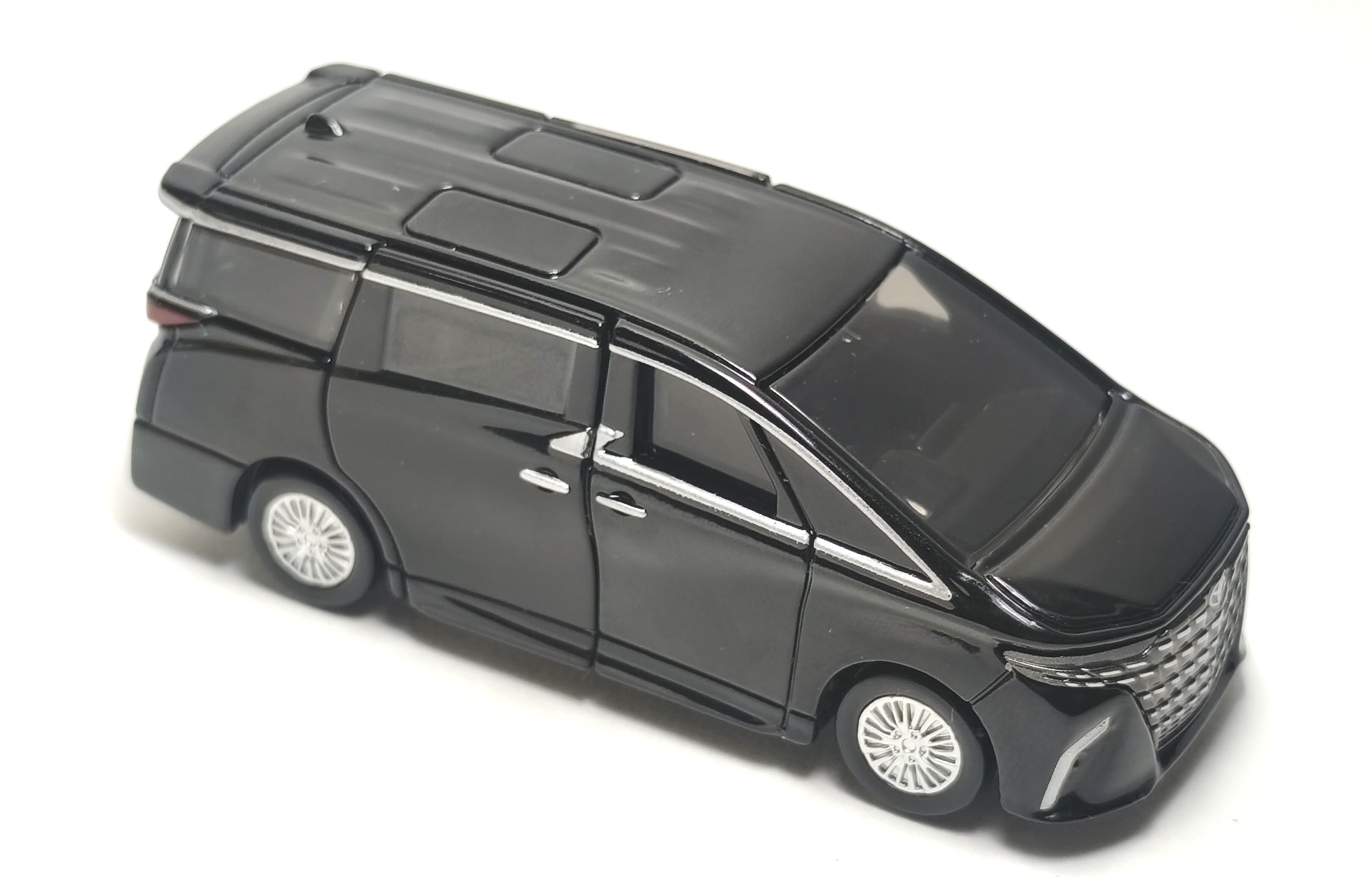 待望の両側スライドドアが大復活！】トミカプレミアム No.43 トヨタ