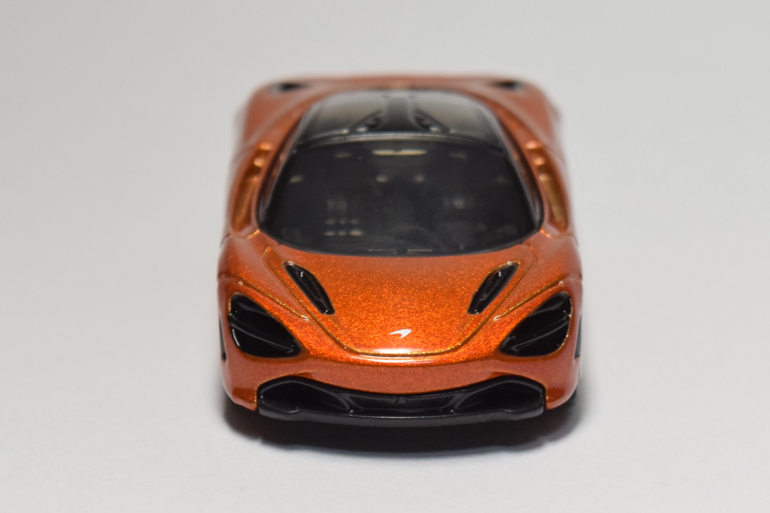 トミカ】No.57 マクラーレン 720S【アゾレスオレンジ】〔記事No