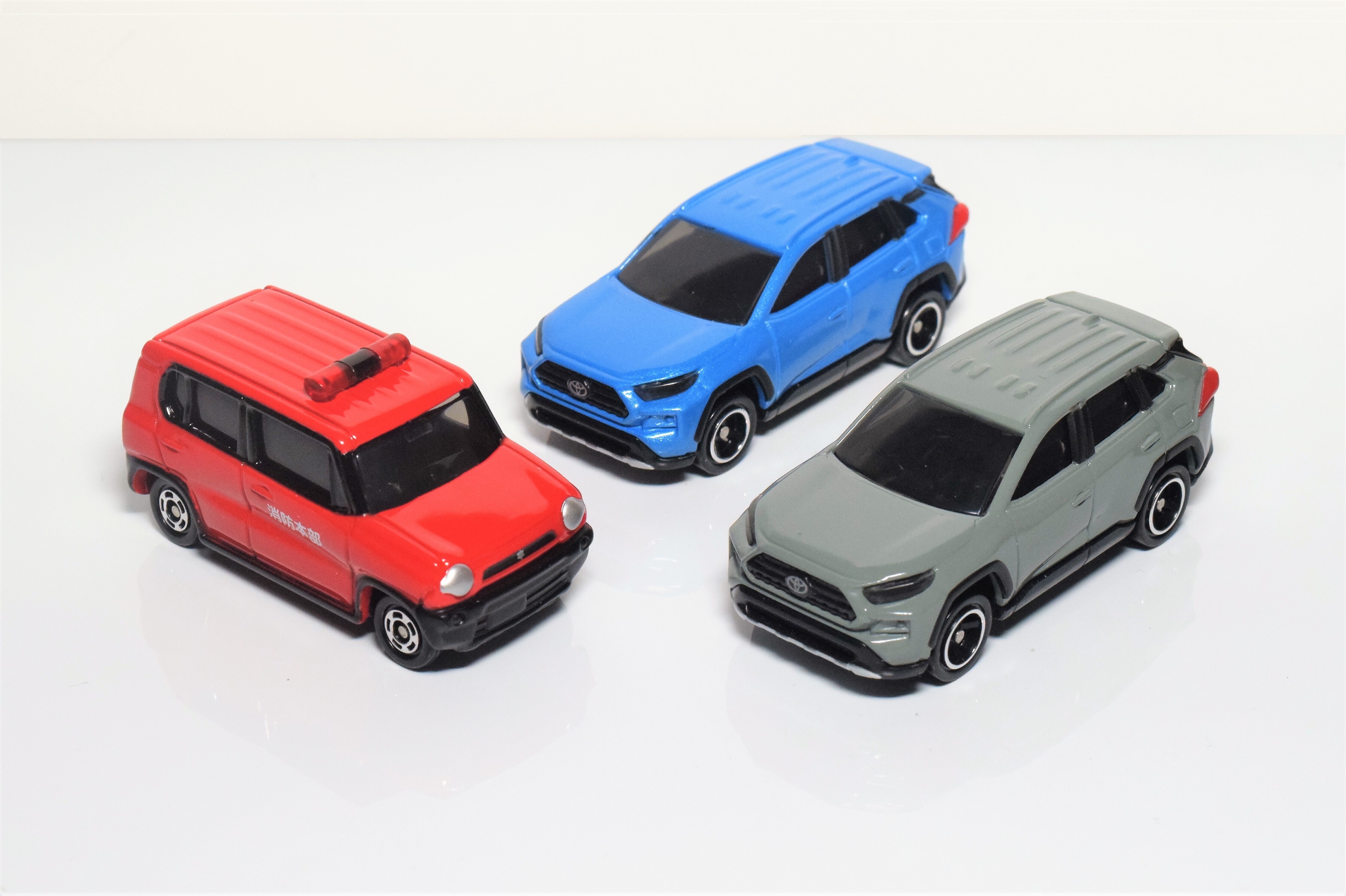 トミカ 年8月の新車 No 81 トヨタ Rav4 レビュー トミカ研究隊