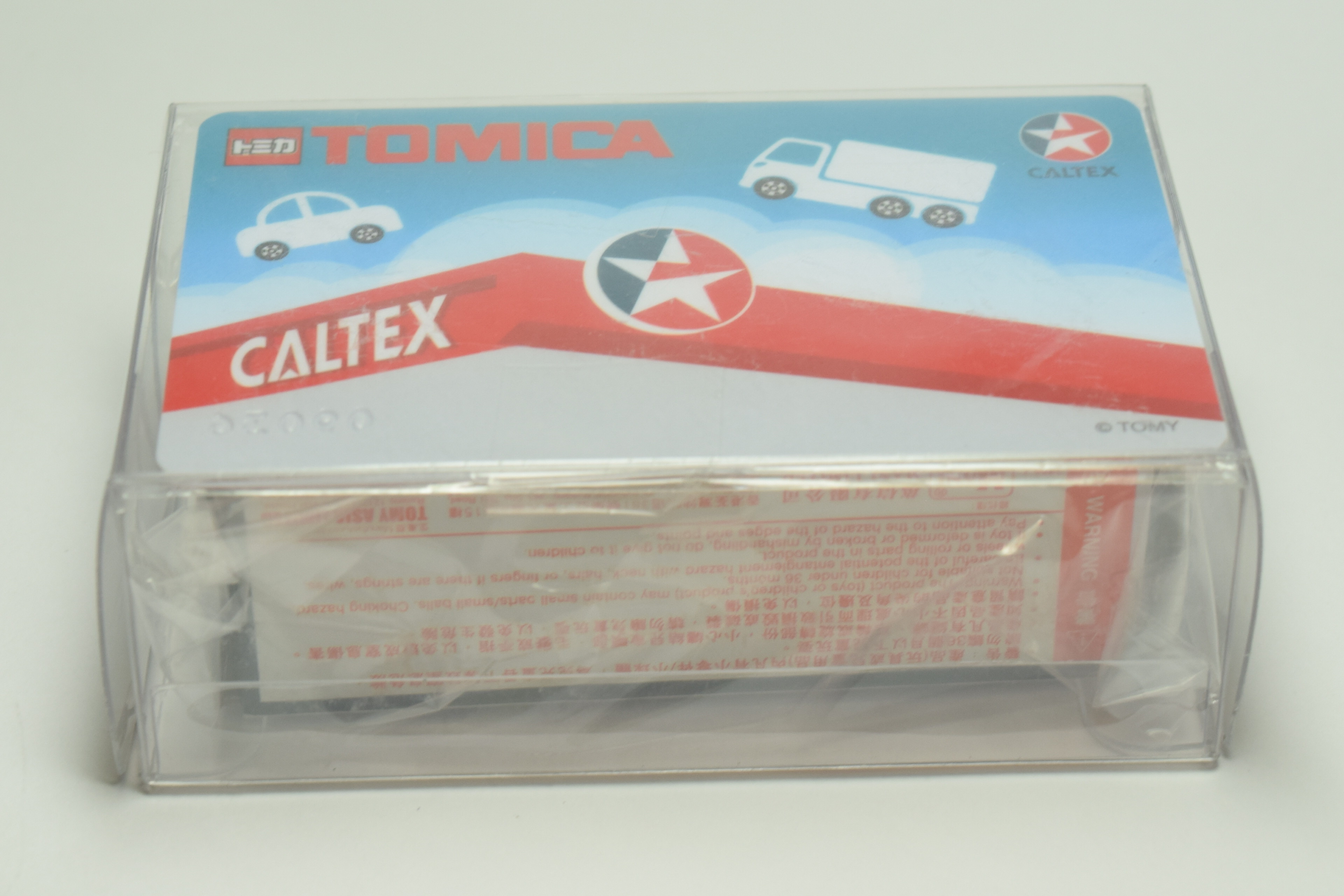 【海外限定品】 トミカ UDトラックス クオンCALTEXタンクローリー香港限定 トミカ紹介】海外限定トミカ UDトラックス クオン カルテックス