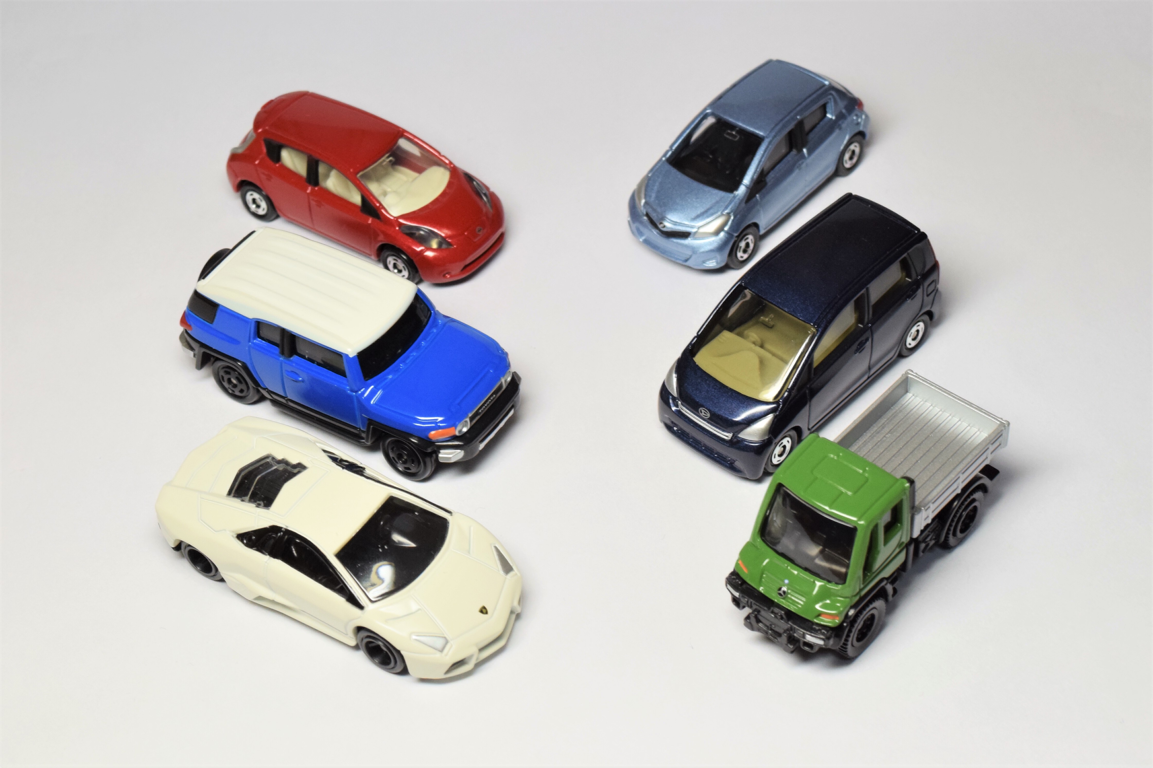 【爆買い限定SALE】トミカ初回特別限定カラー２００５～２０２２年外車中心フェリーリランボルギーニポルシェロータスアストンマーティン合計２６台おまけ付 乗用車