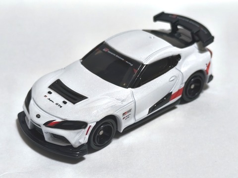 当選して嬉しい完成度！【トミカ紹介】LINEで応募！トミカいっぱい