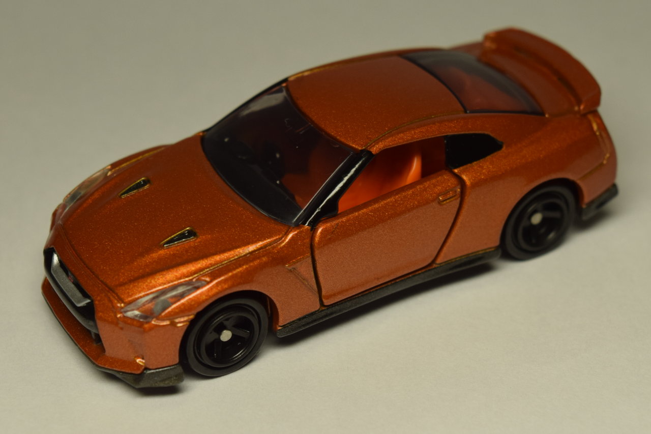 トミカ 16年10月の新車 No 23 日産 Gt R レビュー トミカ研究隊 トミカ 16年10月の新車 No 23 日産 Gt R レビュー トミカ研究隊