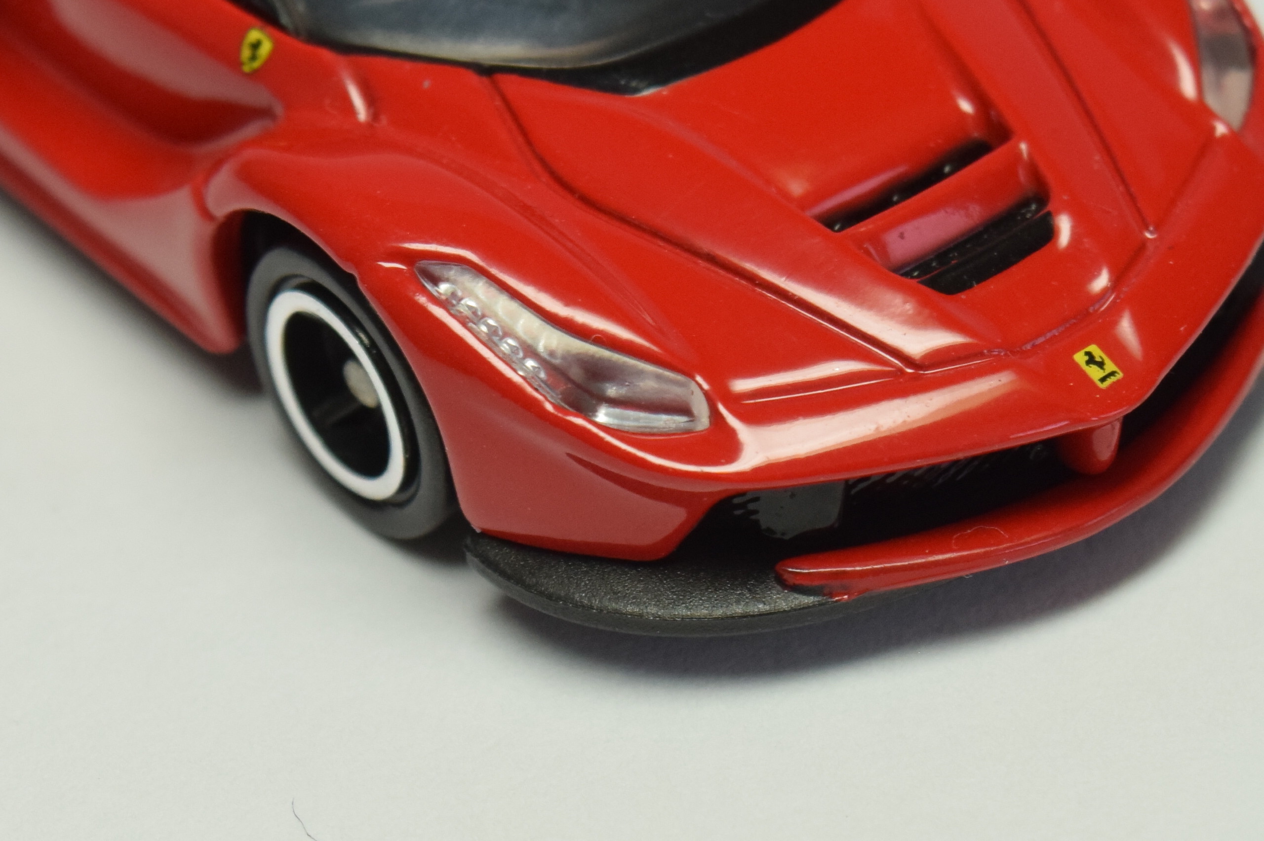 トミカ2018年8月の新車 No.62 ラフェラーリ レビュー : トミカ研究隊