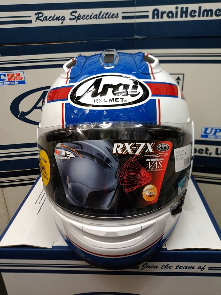 Arai RX-7X SCHWANTZ 30th[ケビン・シュワンツ] - YouTube