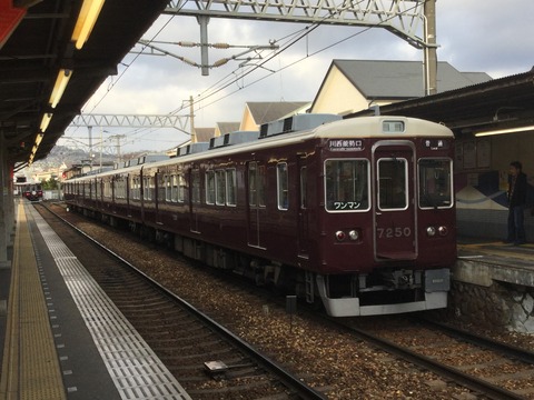 25C382A4-C33E-4744-A235-57E79D972B76