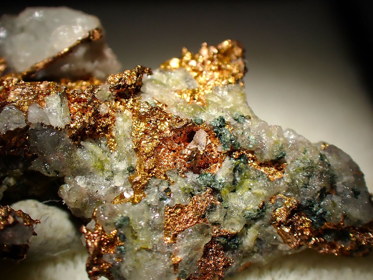 自然銅(Cu,Native Michigan,USA 産 ｜石の販売専門店 Copper) Copper 