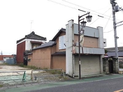 FB0C5D29-C811-4923-ACD6-113492B8D0E0