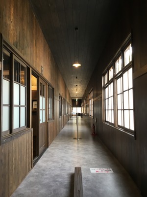 05F96A32-9D00-4181-93B5-676464B1986F