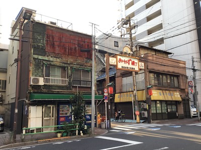 08E0C53F-3BEC-40F8-B76E-277F3DEA7537