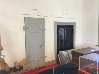 4E14B3D5-85DC-4B54-A1BA-E871ECD7141A