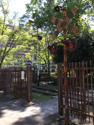 EAC710AD-6B2A-452A-BB38-154AECC888E4