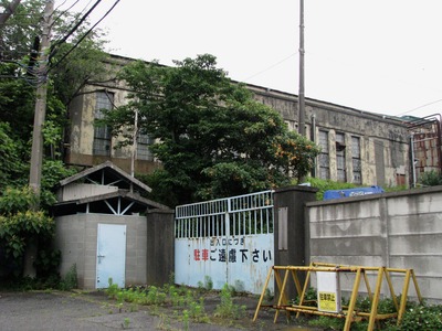 E1A96B12-5A04-43C3-A9E6-0E3BDA067729