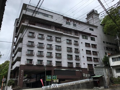 BBE68509-48B4-4276-BCC2-AECF170455B4