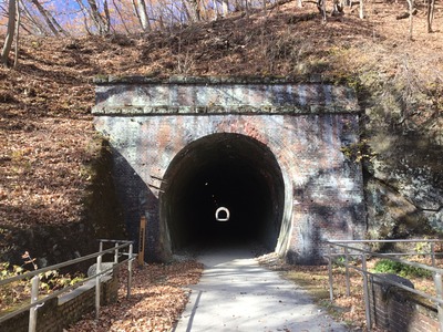 D9485C36-EE59-45E3-9B39-5C0308E9C334