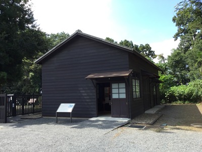 DEFC5A6A-C375-4A6A-B153-A4F00997AB0F