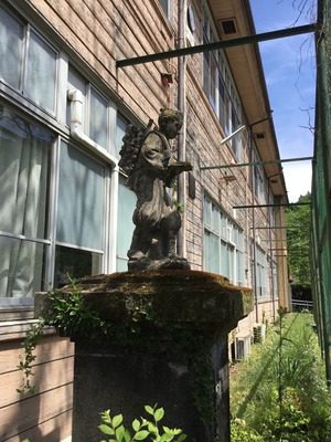 852011FF-D8F2-45E0-826B-22481BAE07A8