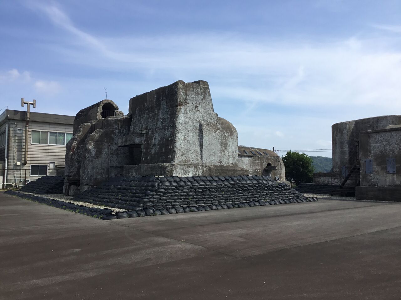 神奈川県横須賀市追浜 1 第三海堡構造物 移築 散歩と旅ときどき温泉 神奈川県横須賀市追浜 1 第三海堡構造物 移築 散歩と旅ときどき温泉