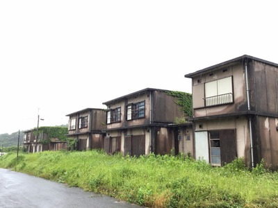 9DD8CC5F-4200-4CF9-9B9A-DB6DD41979A0