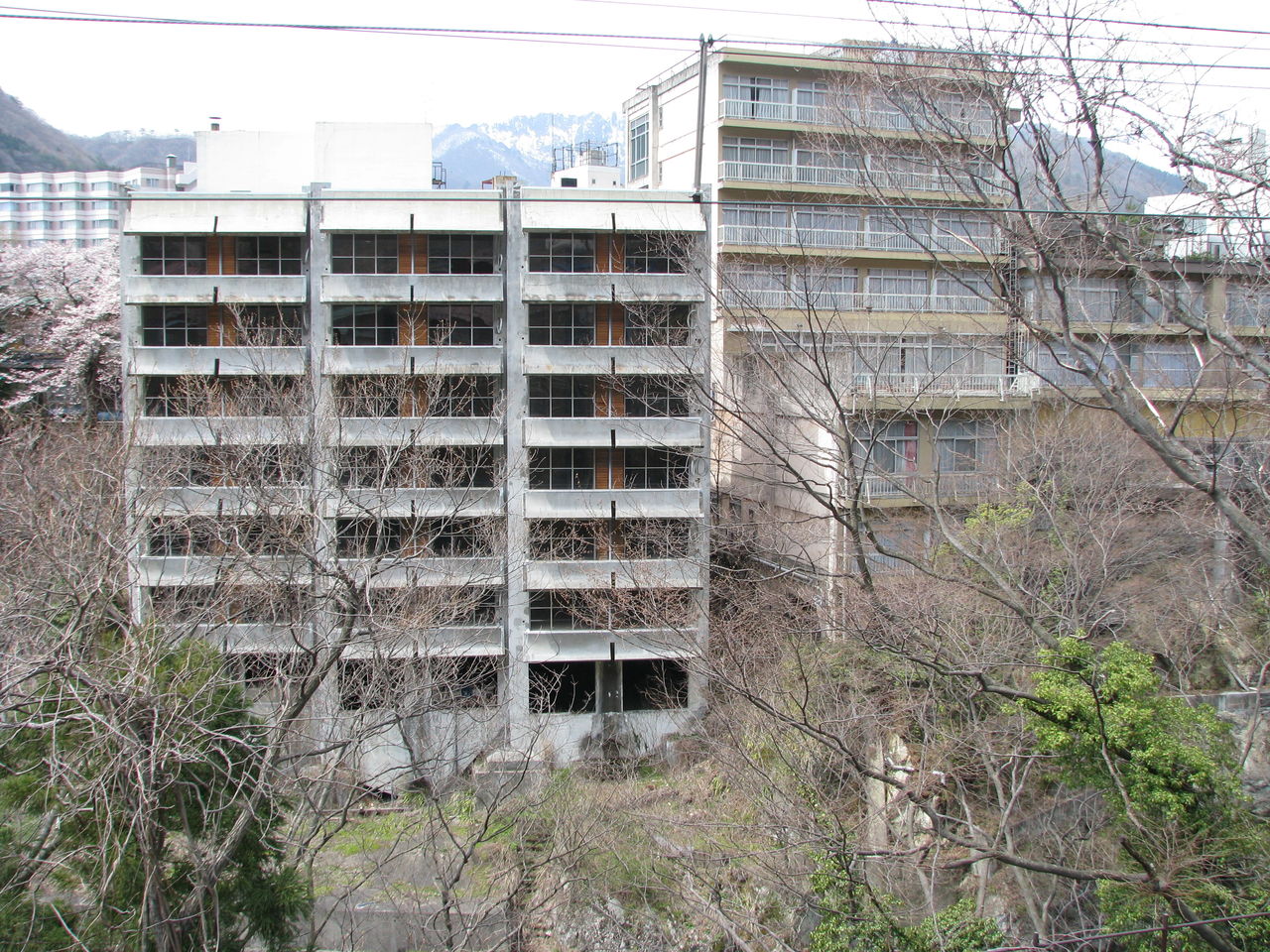 群馬県水上温泉 3 寂れた温泉街の廃墟群 後編 散歩と旅ときどき温泉