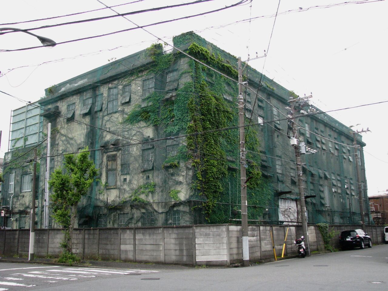 神奈川県横須賀市追浜(4)、旧第一海軍技術廠周辺の遺構 : 散歩と旅