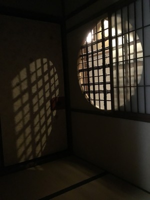 9FF6B552-7A0C-4547-AA40-70E61DF30130