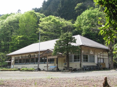 C1F61C33-66A2-4A09-928D-357418114185