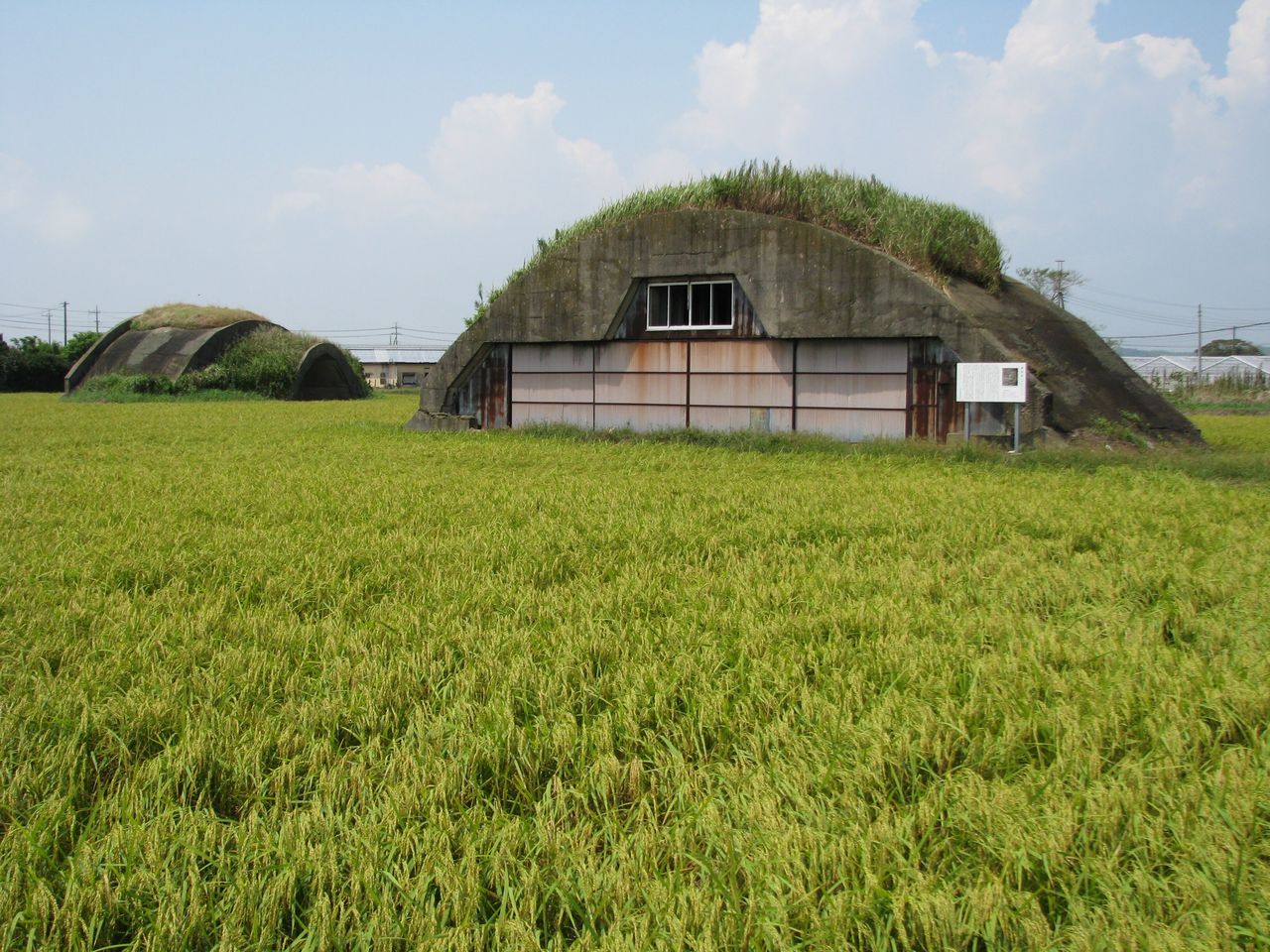 千葉県旭市、香取海軍航空基地跡 : 散歩と旅ときどき温泉