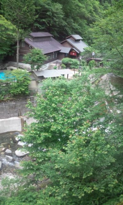 白水沢 左