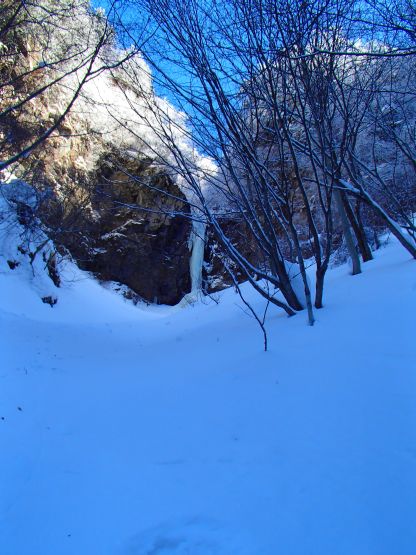 右の滝