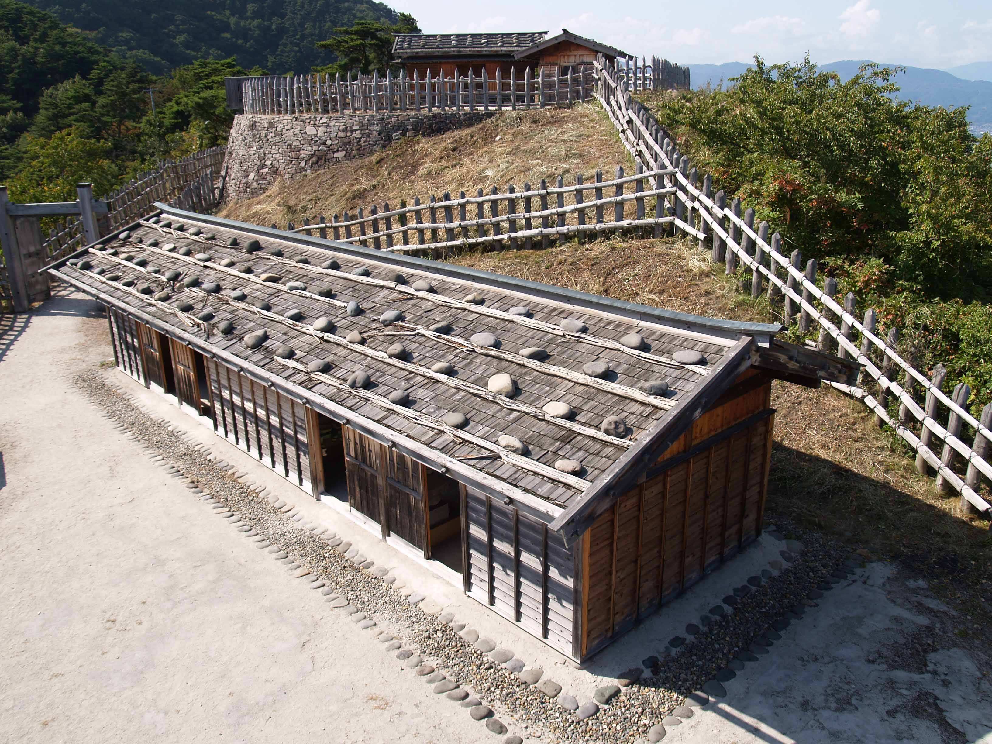 戦乱の世に翻弄された荒砥城 北信州探検日記 戦乱の世に翻弄された荒砥城 北信州探検日記