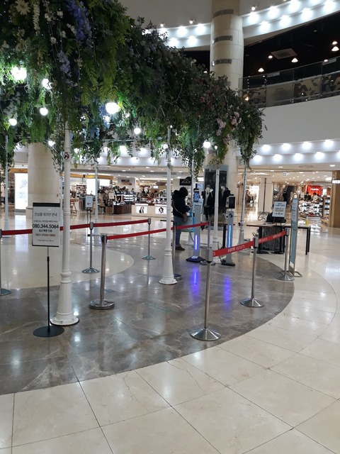 韓国ウリウリ日記 1月10日からコロナワクチン未接種者はデパートと大型マートへの立ち入りが禁止に