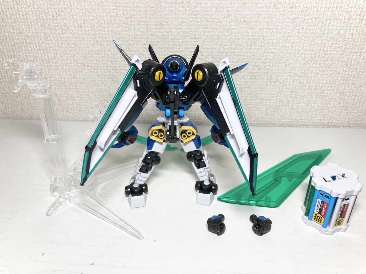 LBXイカロス・ゼロ/イカロス・フォース(再販) レビュー 銀竜 LBXイカロス・ゼロ/イカロス・フォース(再販) レビュー 銀竜