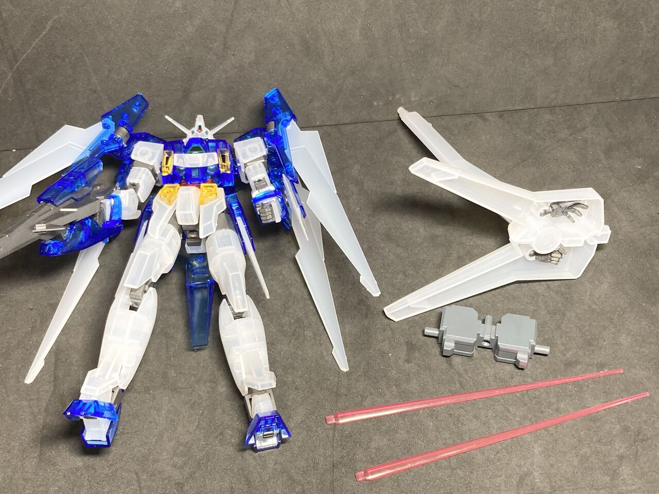 イベント限定】HGガンダムAGE-2 ノーマル [クリアカラー] レビュー 銀