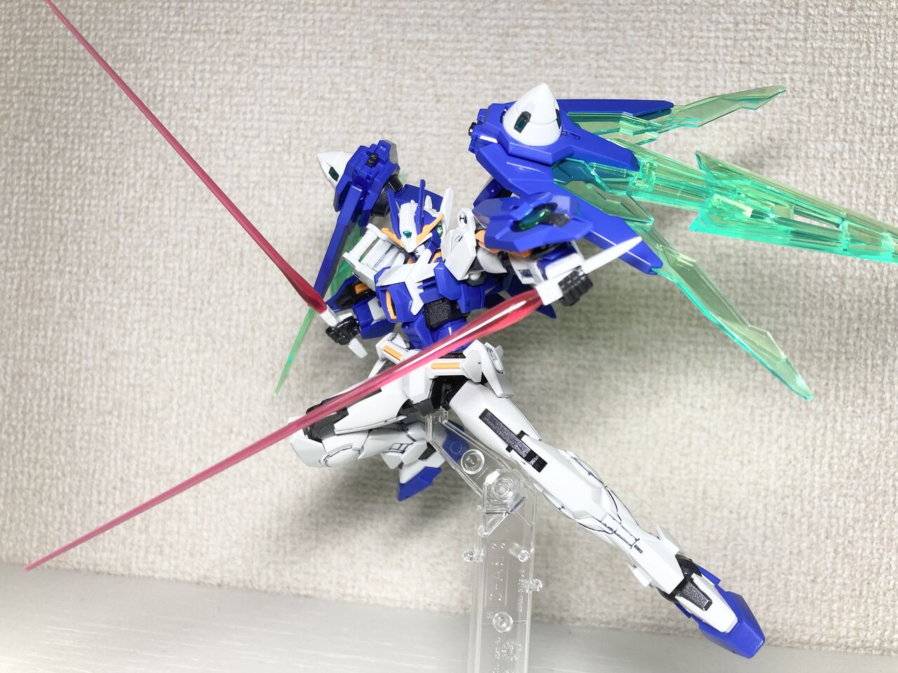 HGガンダムダブルオーダイバーアーク レビュー 銀竜ブログ : 銀