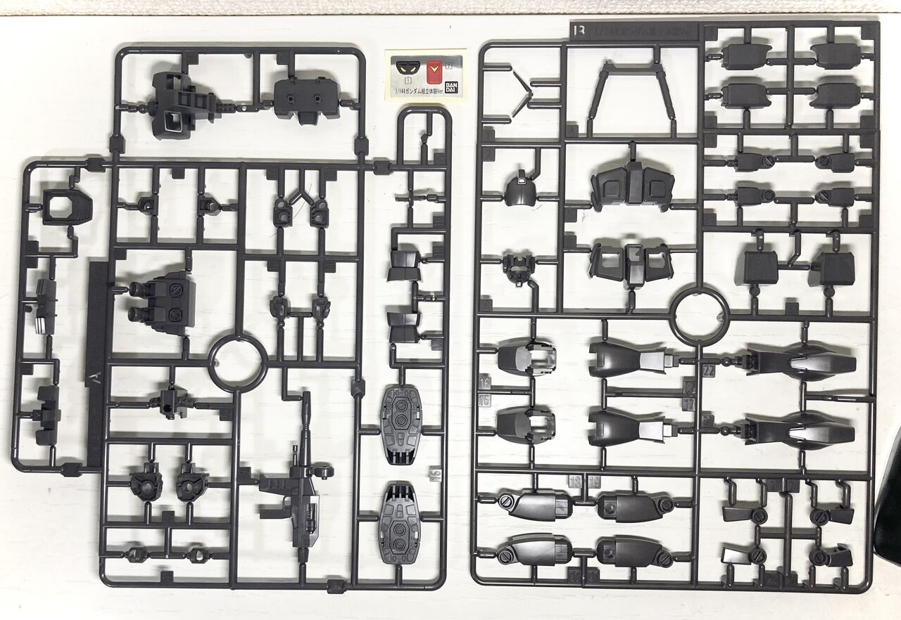 限定】1/144ガンダム(組立体験会Ver.)+ GUNDAM NEXT FUTURE ROAD 限定】1/144ガンダム(組立体験会Ver.)+ GUNDAM NEXT FUTURE ROAD
