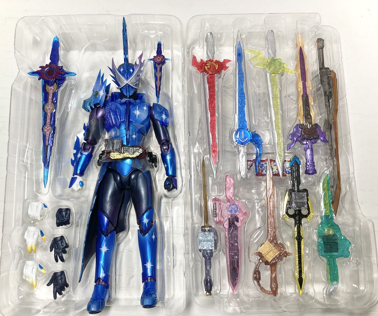 S.H.フィギュアーツ 仮面ライダークロスセイバー10聖剣セット