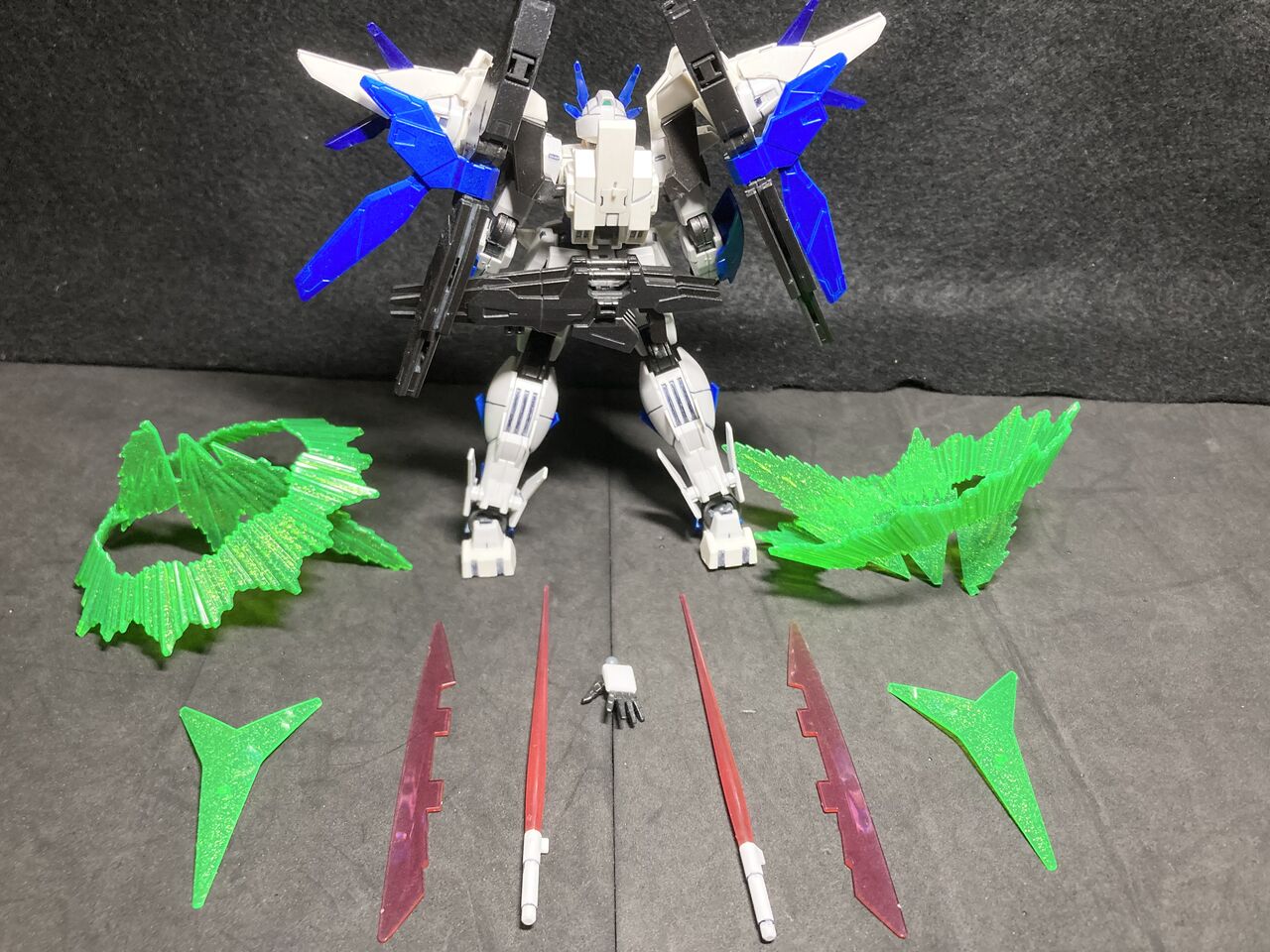 HGガンダムダブルオースカイメビウス レビュー 銀竜ブログ : 銀 HGガンダムダブルオースカイメビウス レビュー 銀竜ブログ : 銀
