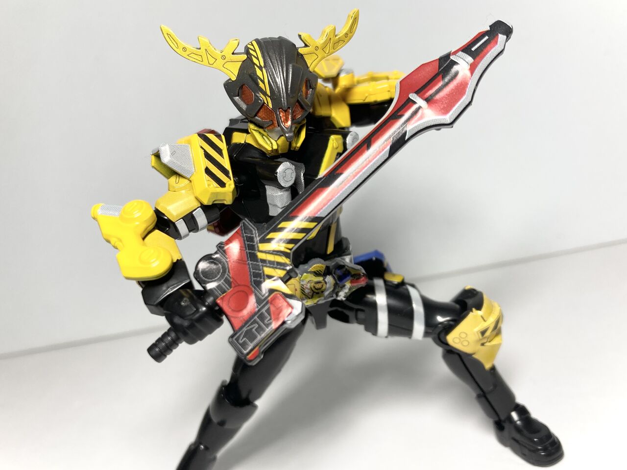 装動】仮面ライダーギーツ ID⑤ レビュー 銀竜ブログ : 銀竜うんちブログ