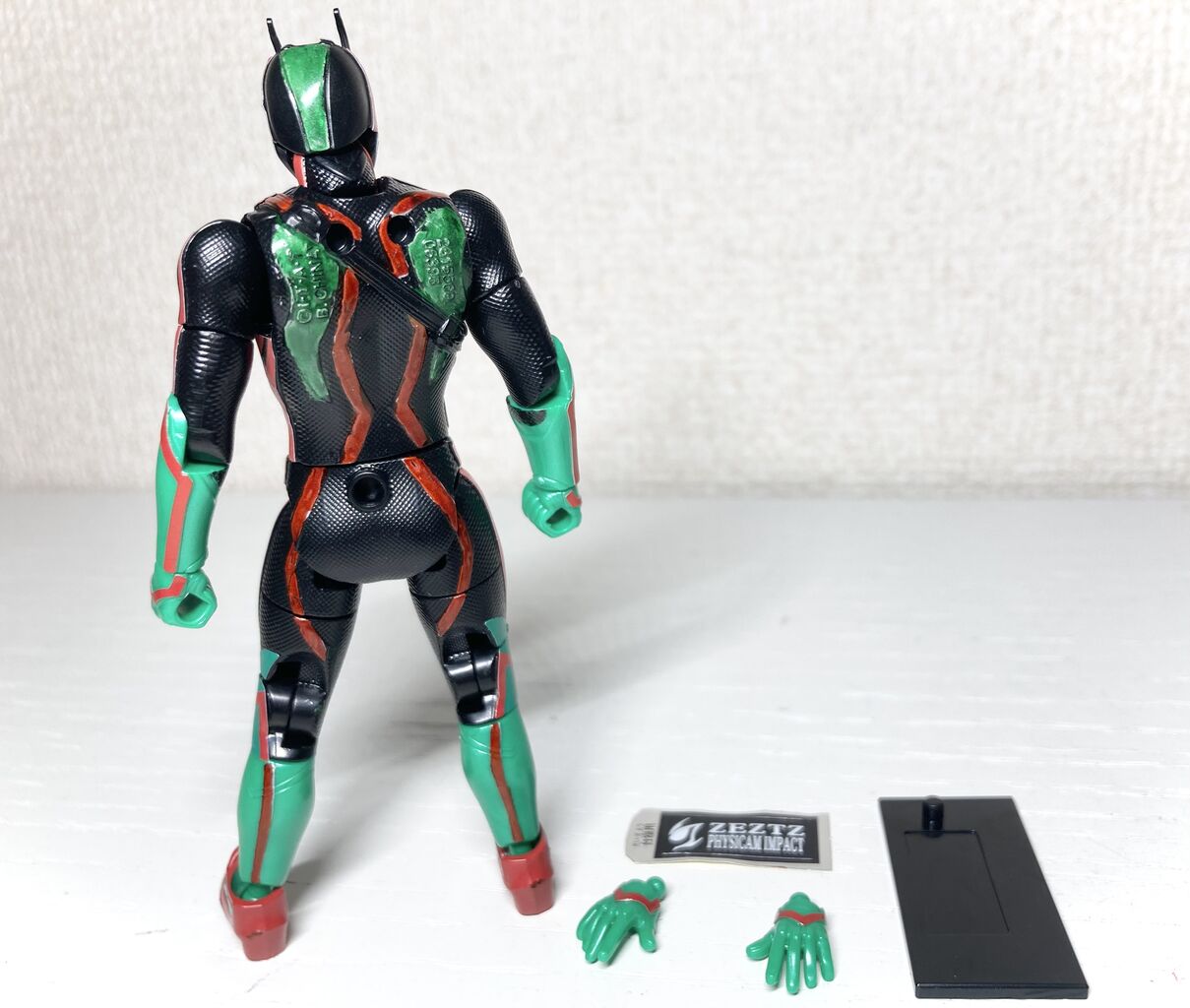 装動仮面ライダー 装動 仮面ライダーゼッツ AGT1 Feat.装動 仮面ライダーガヴ
