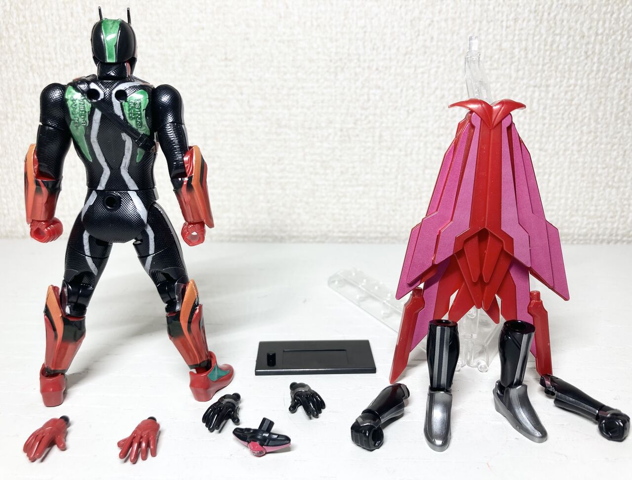 装動】仮面ライダーゼッツ AGT1 Feat装動仮面ライダーガヴ レビュー 銀