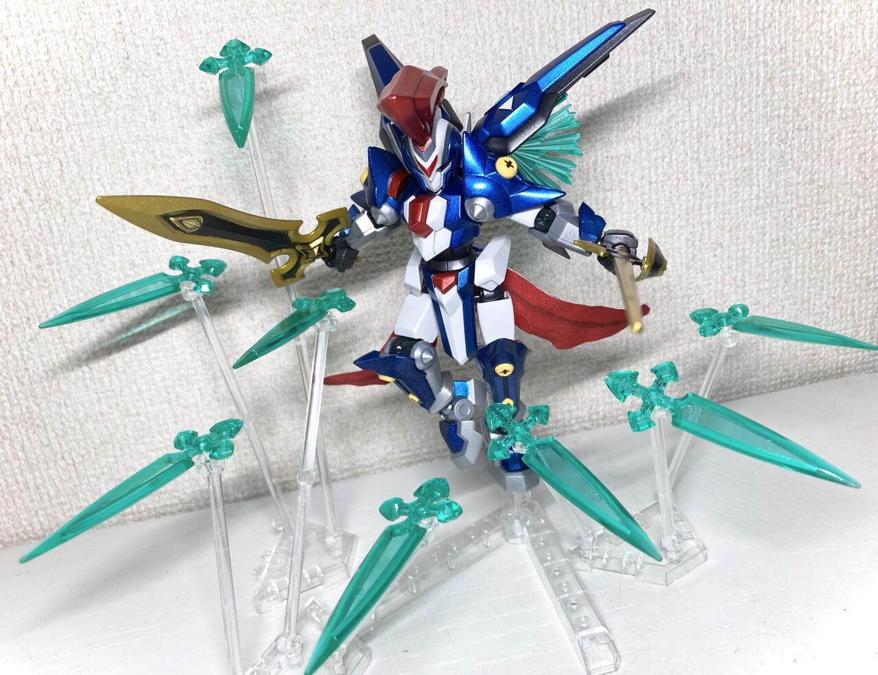 オーディーンmkー2、アキレスD9 新品未開封 ダンボール戦機W』プラモデル「LBXアキレスD9」と「LBX