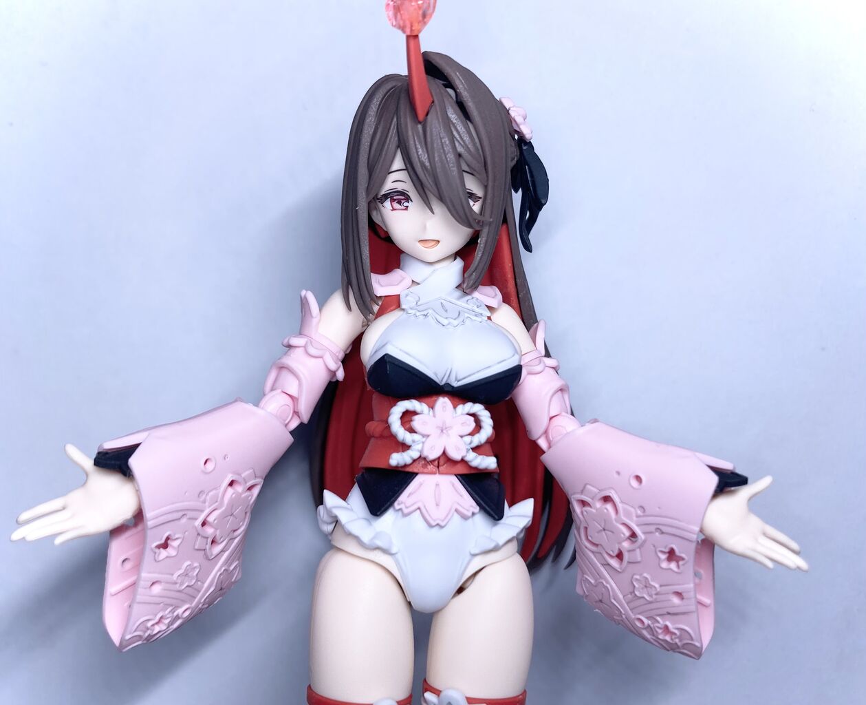 30MS SIS-N00 ソウレイ　SIS-Y00 シュレミ　プラモデル 30MS」よりソウレイの対になる新シスター「SIS-Y00 シュレミ
