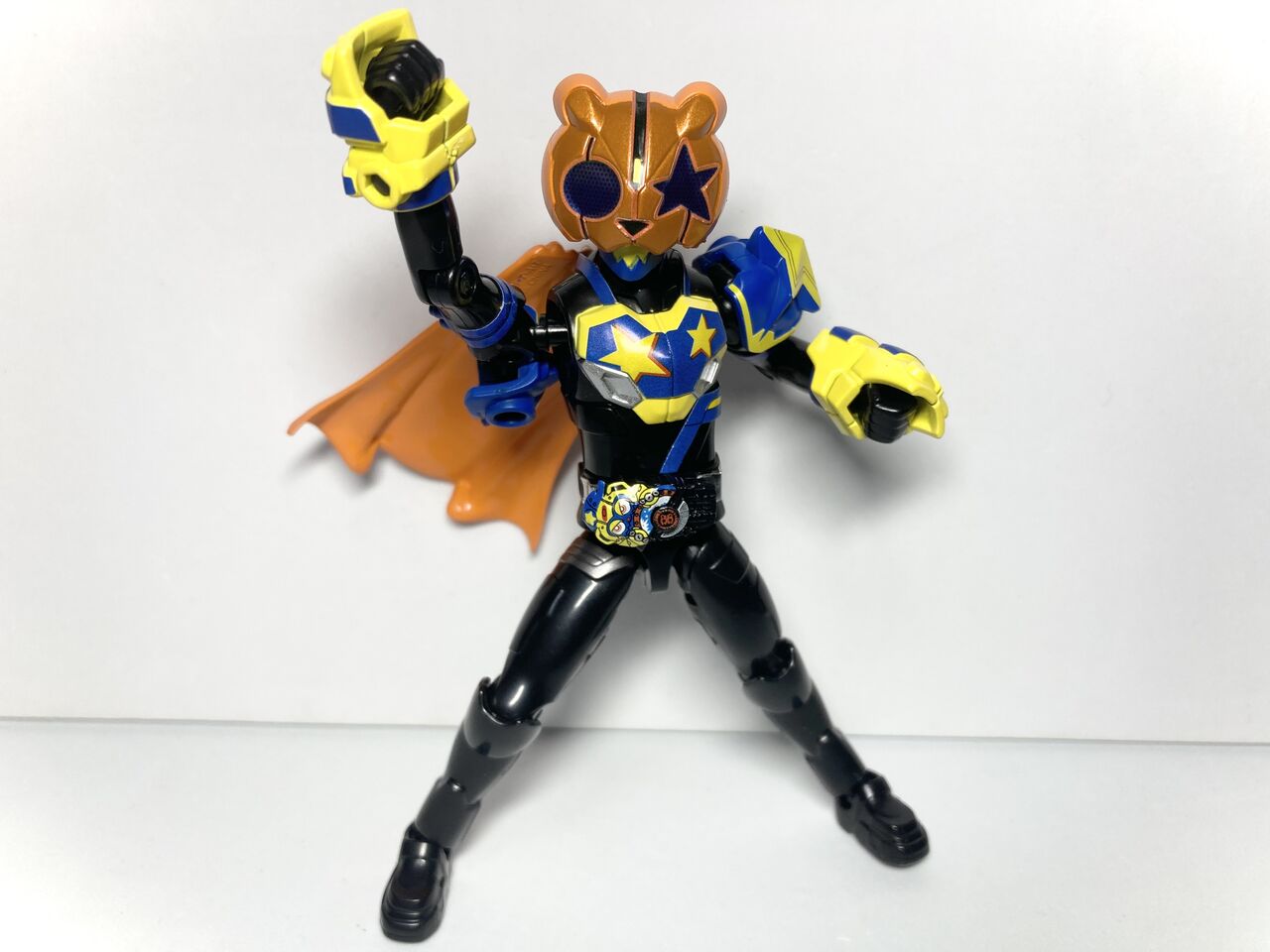 装動】仮面ライダーギーツ ID③ レビュー 銀竜ブログ : 銀竜うんちブログ