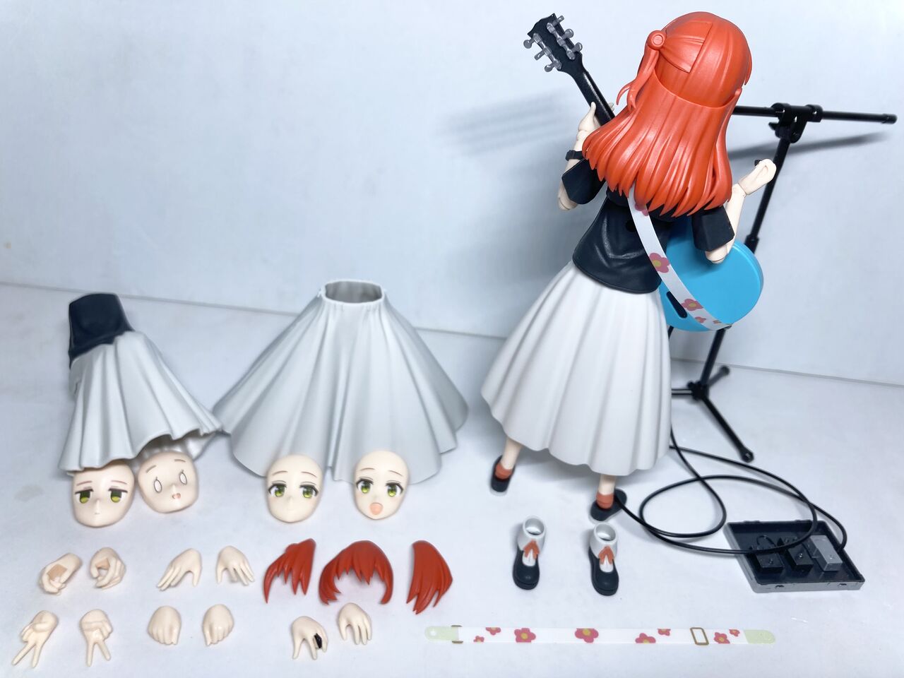 30MP 完成品　ぼっち・ざ・ろっく! 喜多郁代　おまけスタンド付 ぼっち・ざ・ろっく！」のプラモデル「30MP 喜多郁代」の