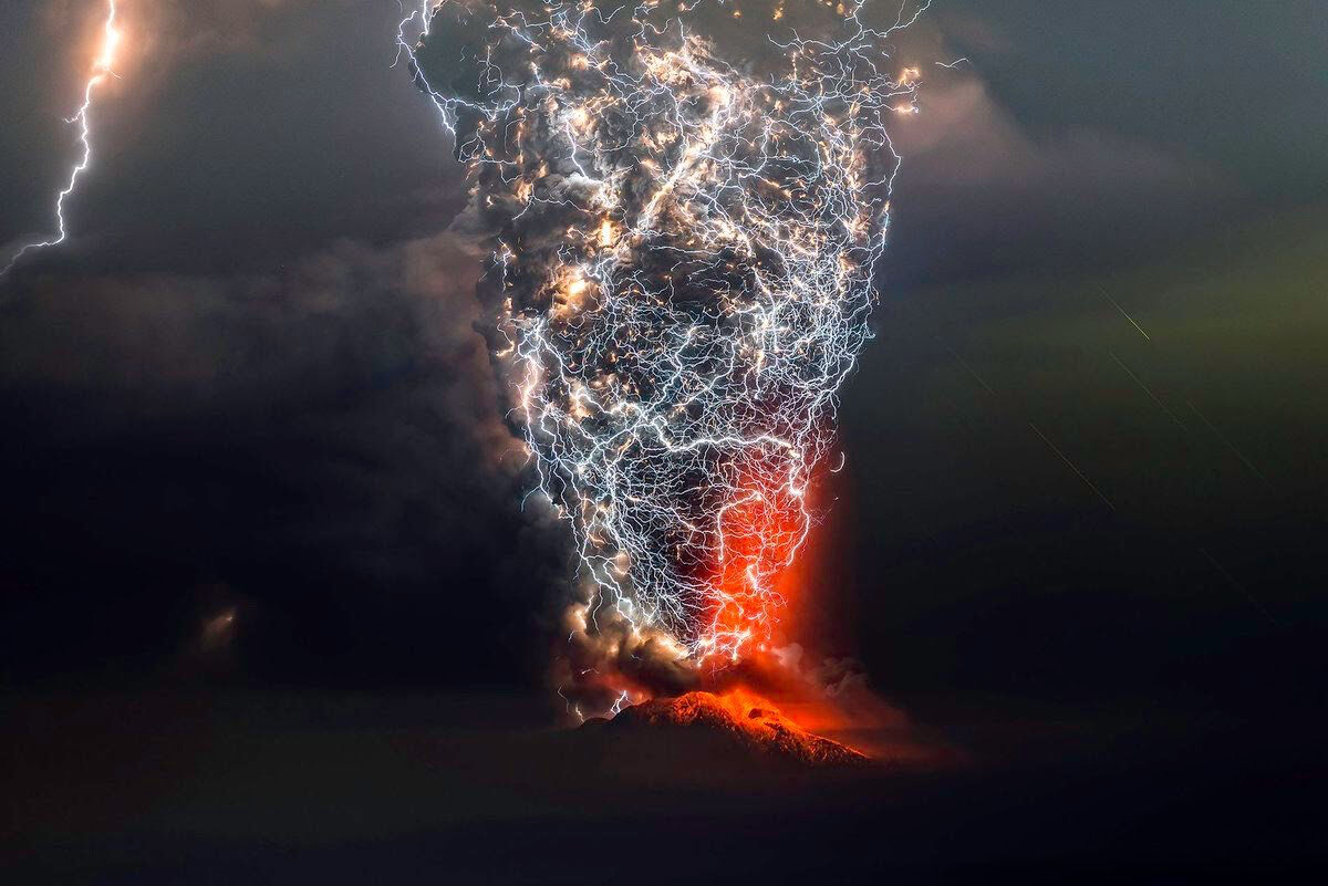 一番かっこいい自然現象は火山雷でいいよな 超常現象 オカルトボックスーキュリアスネットー 一番かっこいい自然現象は火山雷でいいよな 超常現象 オカルトボックスーキュリアスネットー