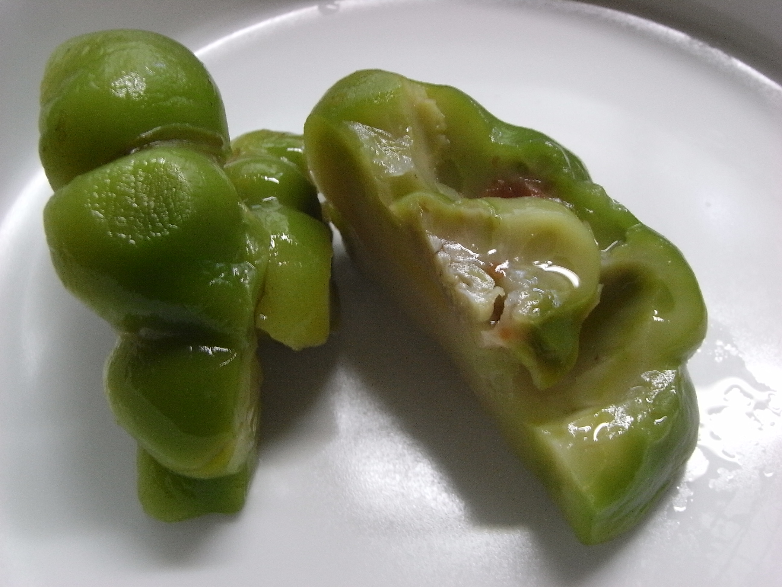 ザーサイをもらったので届いた皿に盛る うろうろゆらゆら