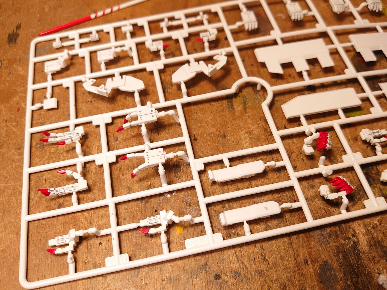 コトブキヤ 二零式衛人 劫衛(ゆきもり)。 : 玩具オジサンの机