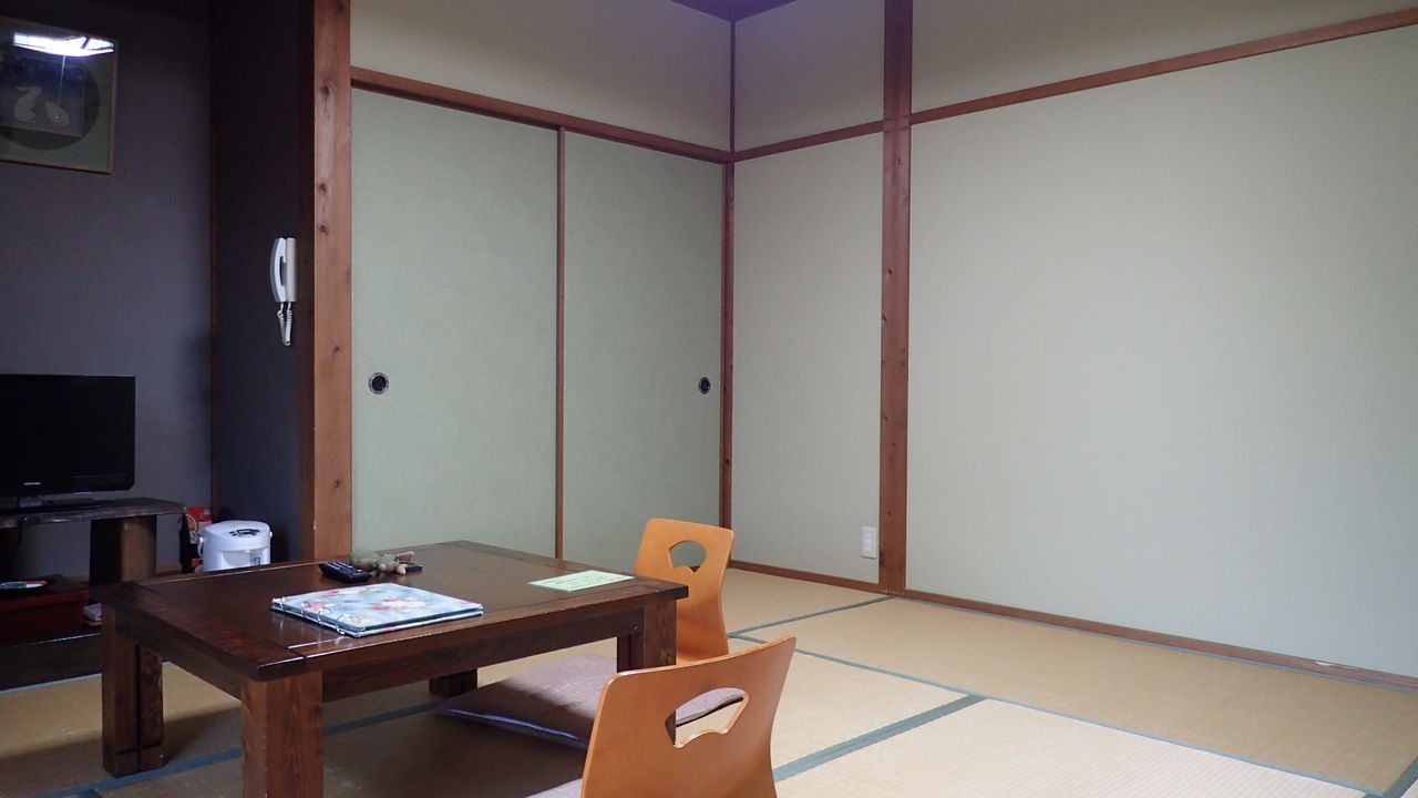 湯坪温泉 里やど月乃家 棚田越しに九重を望む小宿で掛け流しの月見露天を その1 部屋編 温泉大好きめぐり旅 2 湯坪温泉 里やど月乃家 棚田越しに九重を望む小宿で掛け流しの月見露天を その1 部屋編 温泉大好きめぐり旅 2
