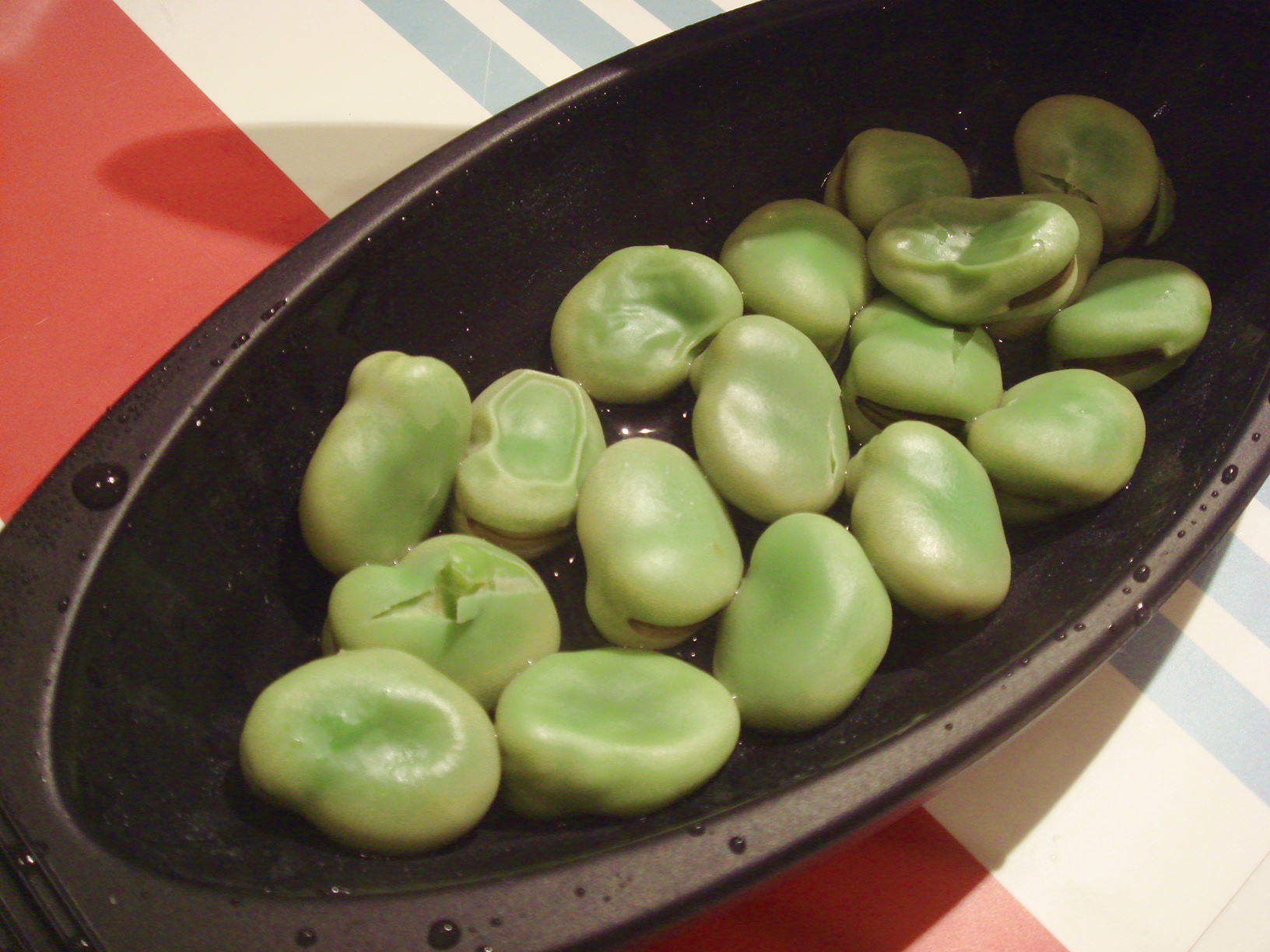 驚嘆 簡単 子持ちそら豆誕生 海豪うるるの 悠遊私的